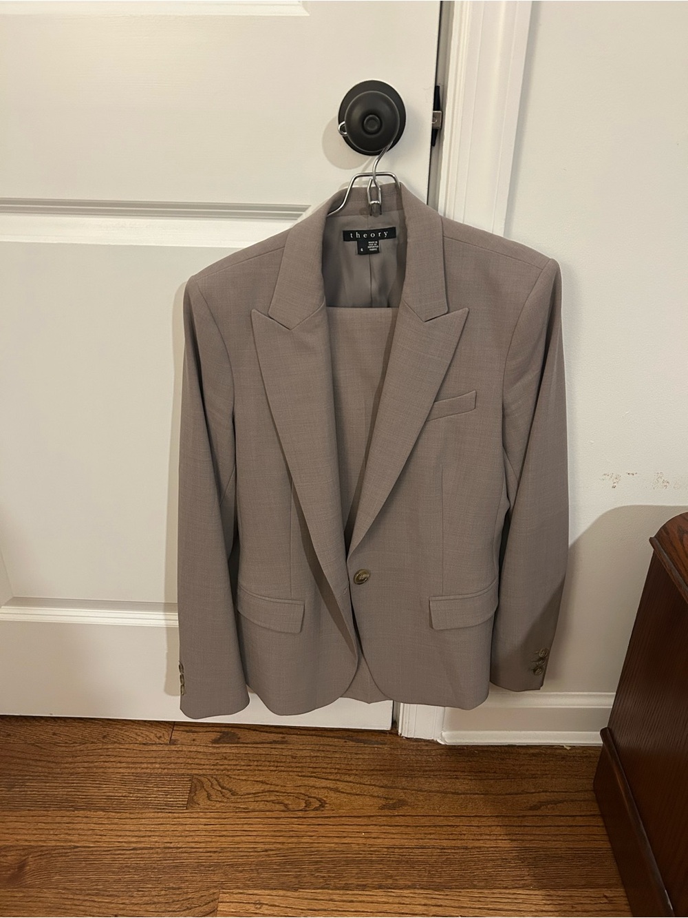 Theory Taupe Single-Button Women’s Blazer